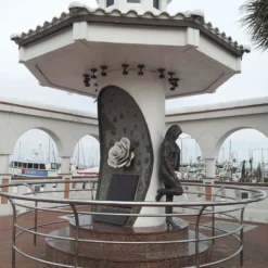 Selena Collectible 2021 Handpicked Funko Pop Rocks #205 Burgundy Outfit Glitter Figure In Protector