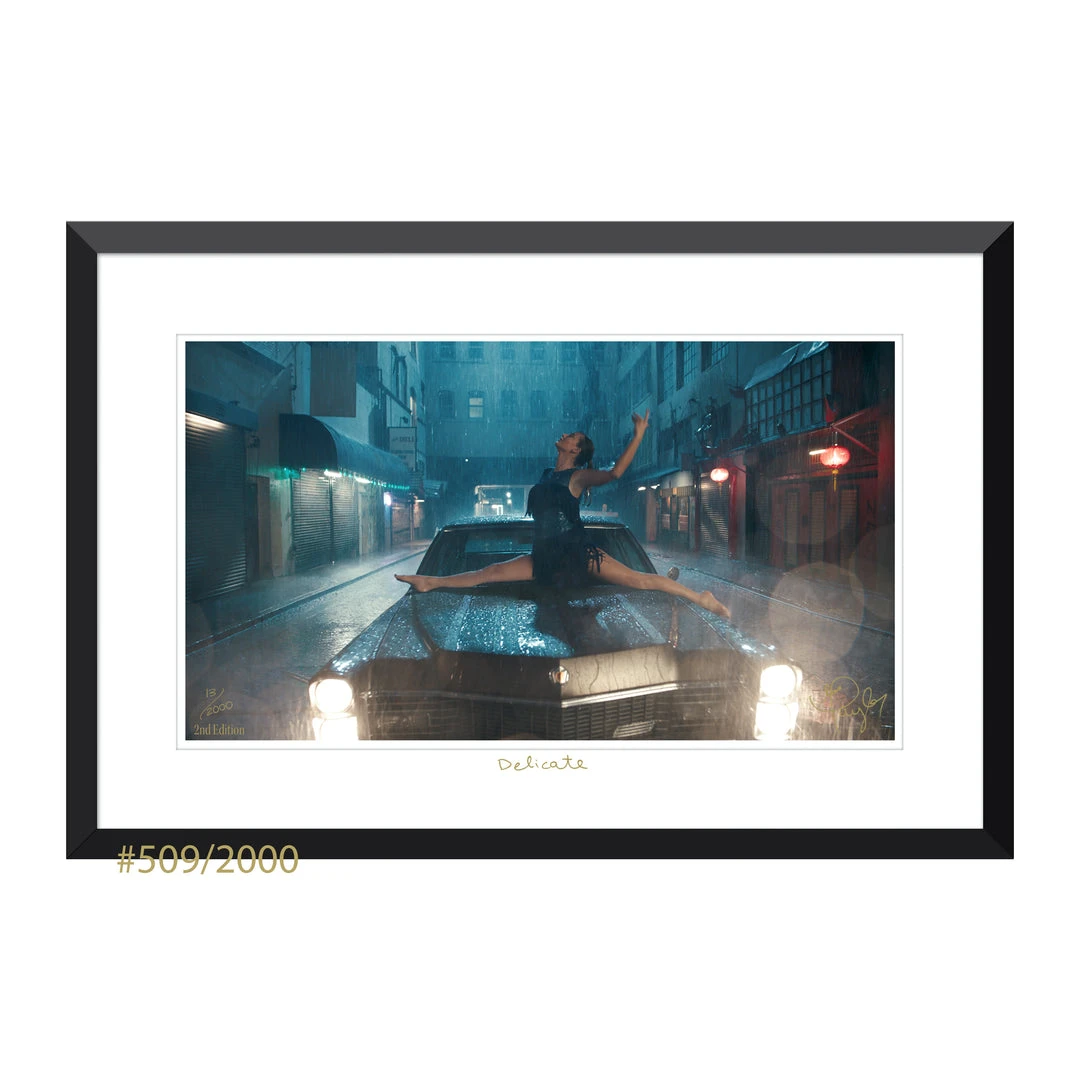 Taylor Swift Collectible Delicate Music Video Lithograph 2nd Edition #508/2000 5 Taylor Swift Collectible Delicate Music Video Lithograph 2nd Edition #508/2000